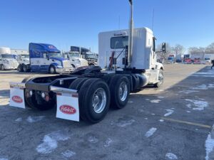 2025 Heavy Duty Truck PETERBILT 579 2134952-8