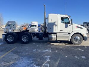 2025 Heavy Duty Truck PETERBILT 579 2134952-10