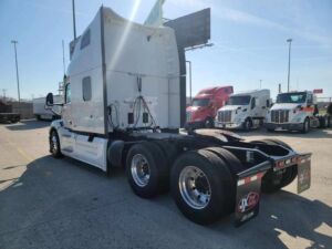 2024 Heavy Duty Truck PETERBILT 579 2135135-6