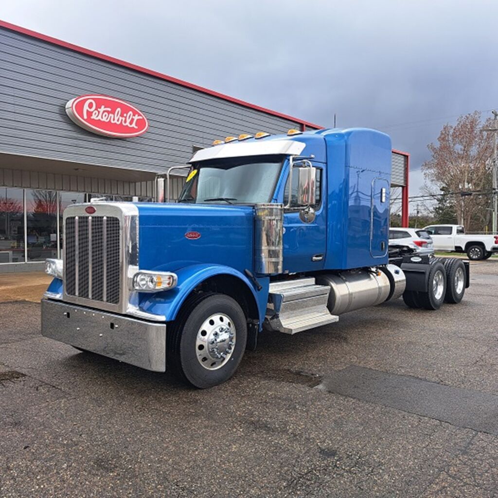 2025 PETERBILT 589