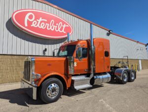 2025 PETERBILT 589