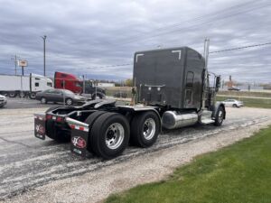 2025 Heavy Duty Truck PETERBILT 589 2136305-10