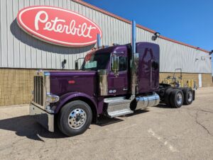 2025 Heavy Duty Truck PETERBILT 589 2136315-0