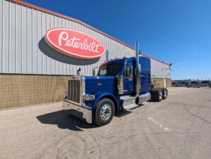 2025 PETERBILT 589