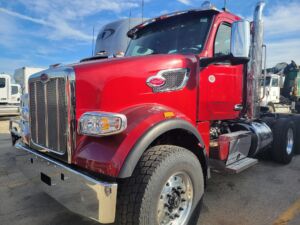 2025 PETERBILT 567