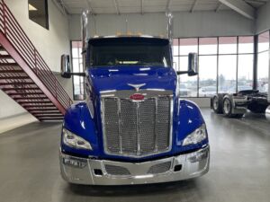 2025 Heavy Duty Truck PETERBILT 579 2136338-6