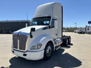 2016 KENWORTH T680