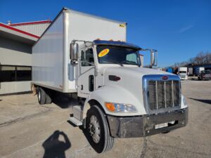 2018 Medium Duty Truck PETERBILT 337 8679122-4