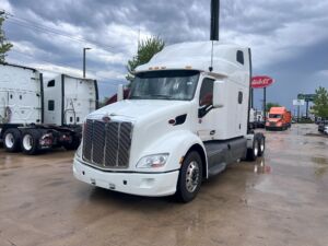 2022 Heavy Duty Truck PETERBILT 579 8679129-0