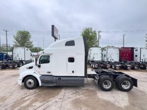 2022 Heavy Duty Truck PETERBILT 579 8679130-2