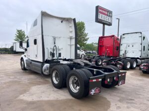 2022 Heavy Duty Truck PETERBILT 579 8679130-4