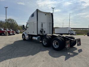 2020 Heavy Duty Truck PETERBILT 579 8679138-4