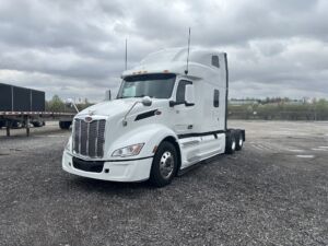 2022 PETERBILT 579