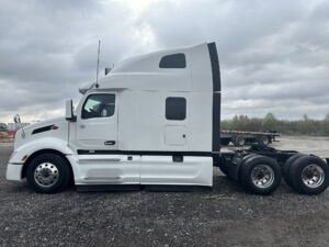 2022 Heavy Duty Truck PETERBILT 579 8679262-10