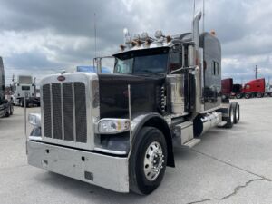 2022 Heavy Duty Truck PETERBILT 389 8679330-0