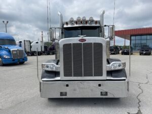 2022 Heavy Duty Truck PETERBILT 389 8679330-2