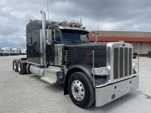 2022 Heavy Duty Truck PETERBILT 389 8679330-4