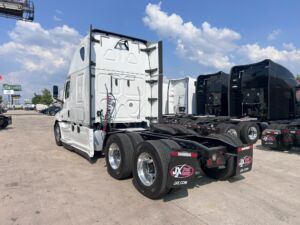 2021 Heavy Duty Truck FREIGHTLINER Cascadia 8679347-6