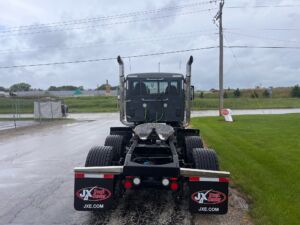 2019 Heavy Duty Truck PETERBILT 579 8679353-6