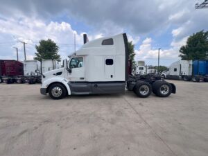 2021 Heavy Duty Truck PETERBILT 579 8679364-2