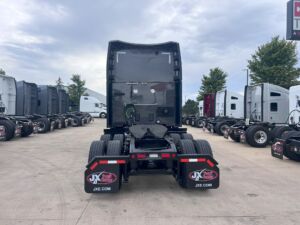 2023 Heavy Duty Truck PETERBILT 579 8679380-6