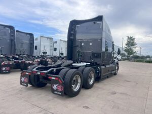 2023 Heavy Duty Truck PETERBILT 579 8679380-12