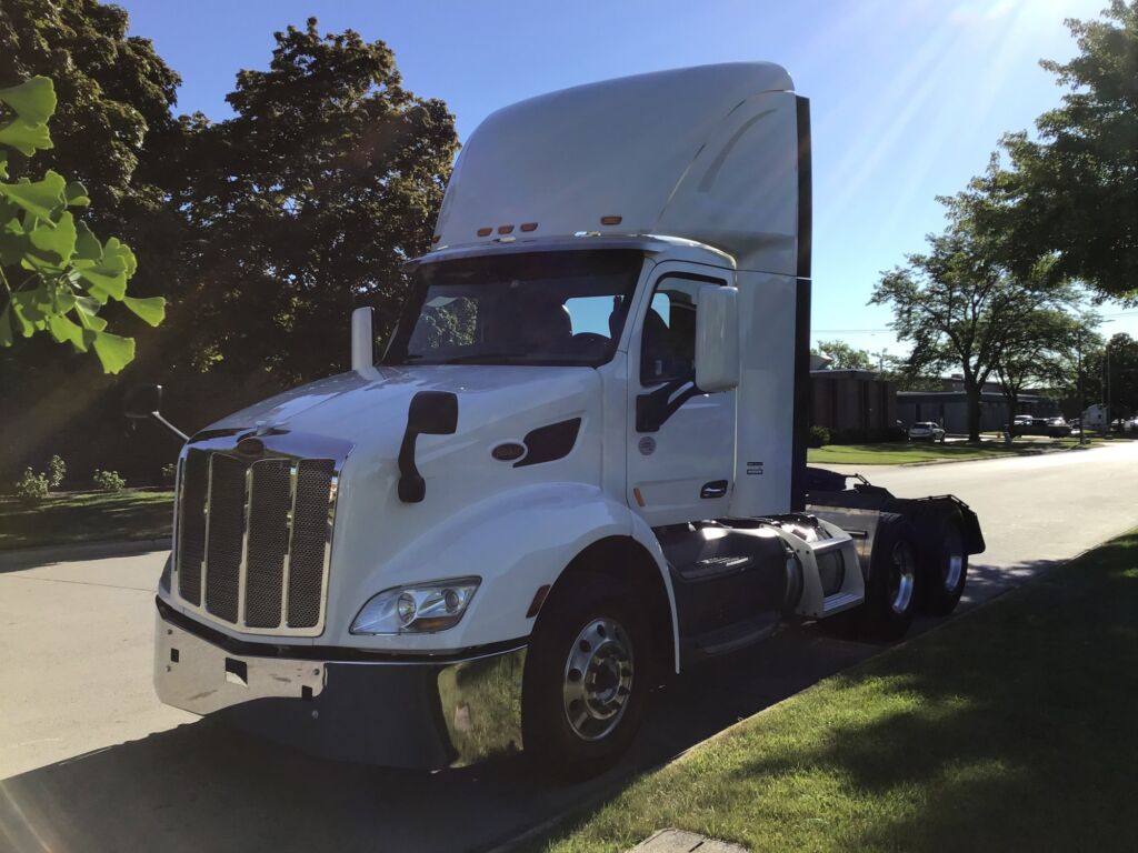 2019 PETERBILT 579