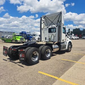 2019 Heavy Duty Truck PETERBILT 579 8679396-8