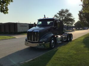 2019 Heavy Duty Truck PETERBILT 579 8679397-0