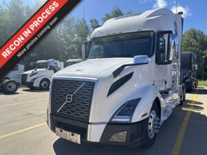 2022 VOLVO VNL64T860