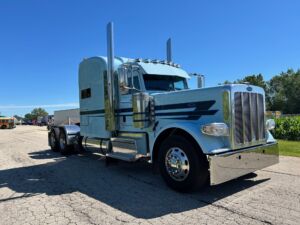 2022 Heavy Duty Truck PETERBILT 389 8679467-4